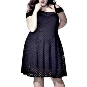 MBLM by Tess Holliday Black Cold Shoulder Fit and Flare Dress Size 2 22 bin 1C